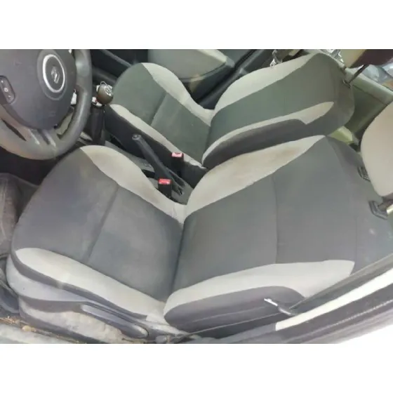 RENAULT CLIO III '2009 AUTHENTIQUE BLANCO