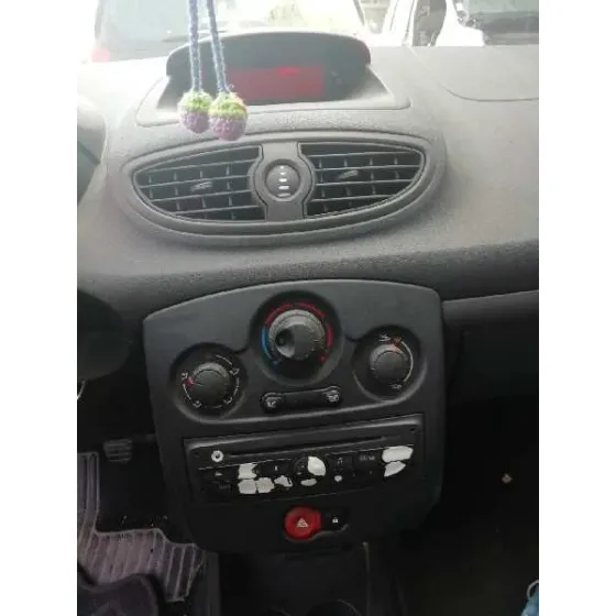 RENAULT CLIO III '2009 AUTHENTIQUE BLANCO