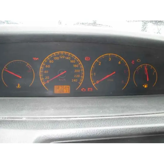 NISSAN PRIMERA BERLINA (P12) '2005 LINE UP AZUL OSCURO