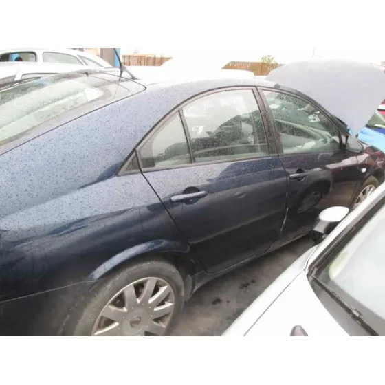 NISSAN PRIMERA BERLINA (P12) '2005 LINE UP AZUL OSCURO
