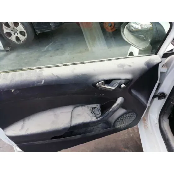 SEAT IBIZA (6P1) '2019 REFERENCE BLANCO