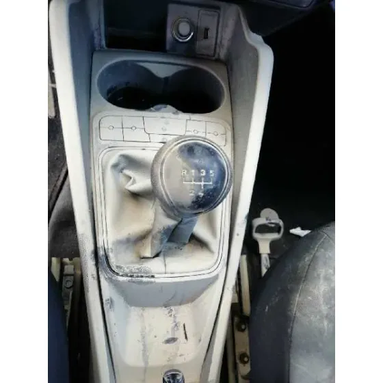 SEAT IBIZA (6P1) '2019 REFERENCE BLANCO