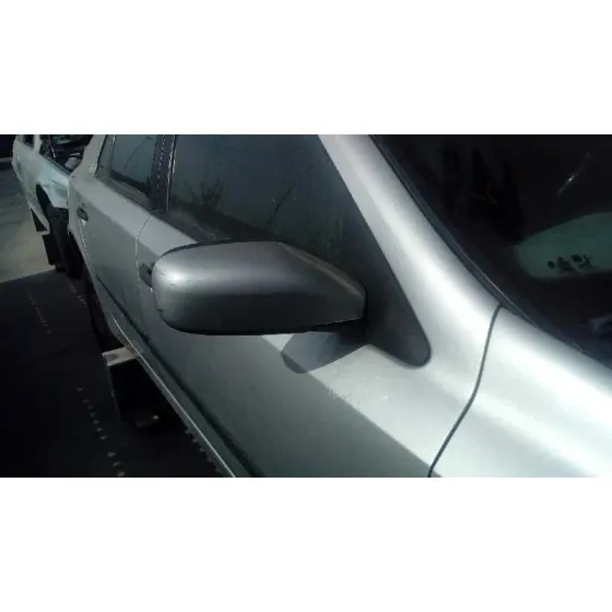 RENAULT LAGUNA II (BG0) '2005 CONFORT AUTHENTIQUE GRIS PLATA