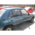 PEUGEOT 205 BERLINA PEUGEOT 205 BERLINA '1995 MITO AZUL OSCURO 0