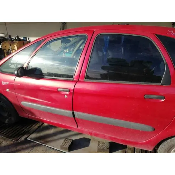 CITROEN XSARA PICASSO '2004 1.6 HDI 110 EXCLUSIVE GRANATE