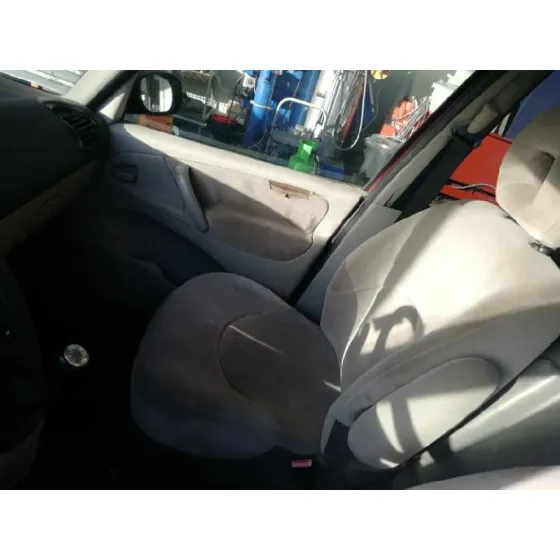 CITROEN XSARA PICASSO '2004 1.6 HDI 110 EXCLUSIVE GRANATE