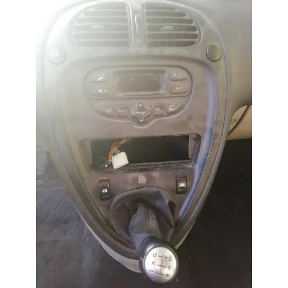 CITROEN XSARA PICASSO '2004 1.6 HDI 110 EXCLUSIVE GRANATE