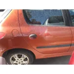 PEUGEOT 206 BERLINA PEUGEOT 206 BERLINA '2001 XR COBRE 1998