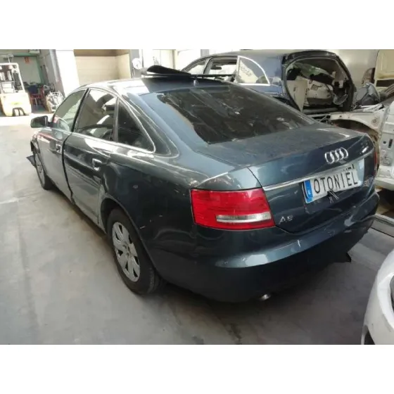 AUDI A6 BERLINA (4F2) '2006 2.0 TDI GRIS