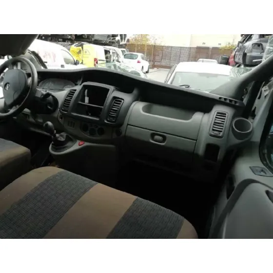 OPEL VIVARO FURGON/COMBI (07.2006 =>) '2011 FURGON L1H1 2,7T EDITION BLANCO