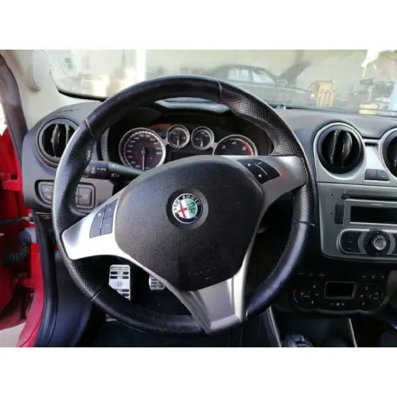 ALFA ROMEO MITO (145) '2008 DISTINCTIVE ROJO