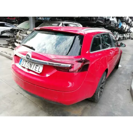 OPEL INSIGNIA SPORTS TOURER '2014 2.0 16V CDTI ROJO