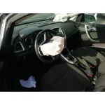 OPEL ASTRA J LIM. OPEL ASTRA J LIM. '2014 SELECTIVE GRIS 2011