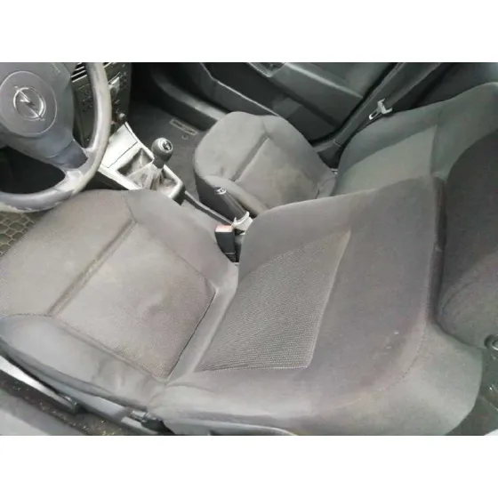 OPEL ASTRA H BERLINA '2006 ENJOY GRIS