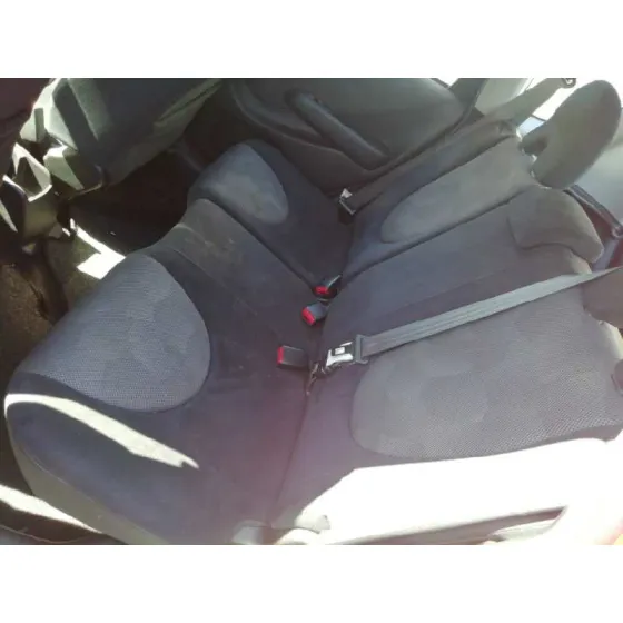 HONDA JAZZ (GD1/5) '2005 1.4 S ROJO