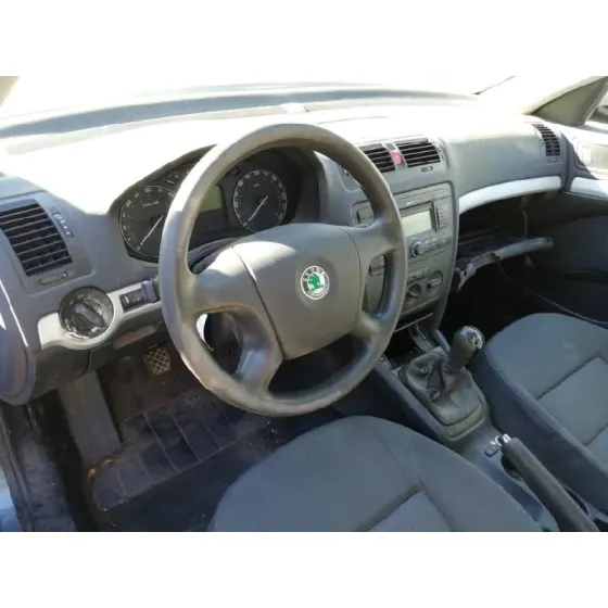 SKODA OCTAVIA BERLINA (1Z3) '2004 ACTIVE GRIS
