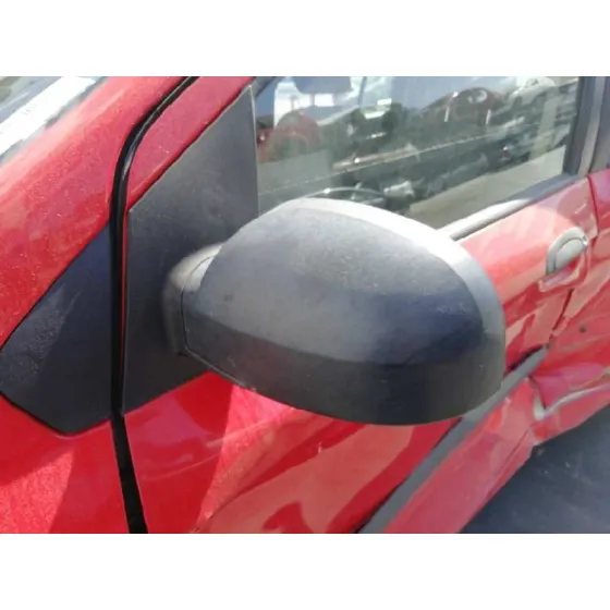 HYUNDAI GETZ (TB) '2004 1.1 BASICO ROJO
