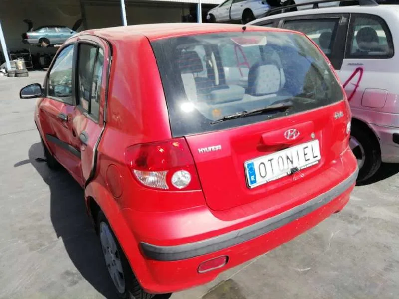 HYUNDAI GETZ (TB) '2004 1.1 BASICO ROJO