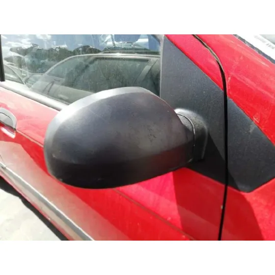 HYUNDAI GETZ (TB) '2004 1.1 BASICO ROJO