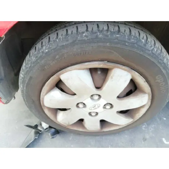 HYUNDAI GETZ (TB) '2004 1.1 BASICO ROJO