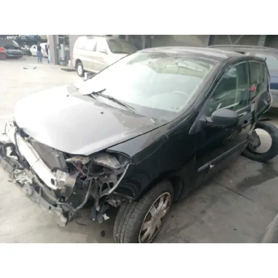 RENAULT CLIO III '2013 EXCEPTION NEGRO