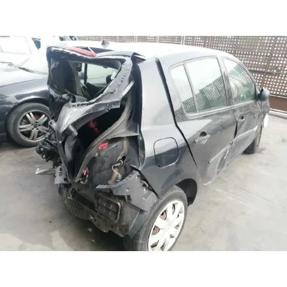 RENAULT CLIO III '2013 EXCEPTION NEGRO