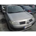 RENAULT MEGANE II BERLINA 5P RENAULT MEGANE II BERLINA 5P '2003 CONFORT AUTHENTIQUE GRIS CLARO 2002
