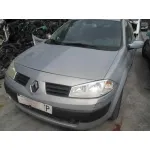 RENAULT MEGANE II BERLINA 5P RENAULT MEGANE II BERLINA 5P '2003 CONFORT AUTHENTIQUE GRIS CLARO 2002