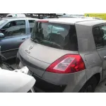 RENAULT MEGANE II BERLINA 5P RENAULT MEGANE II BERLINA 5P '2003 CONFORT AUTHENTIQUE GRIS CLARO 2002