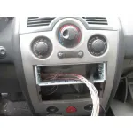 RENAULT MEGANE II BERLINA 5P RENAULT MEGANE II BERLINA 5P '2003 CONFORT AUTHENTIQUE GRIS CLARO 2002