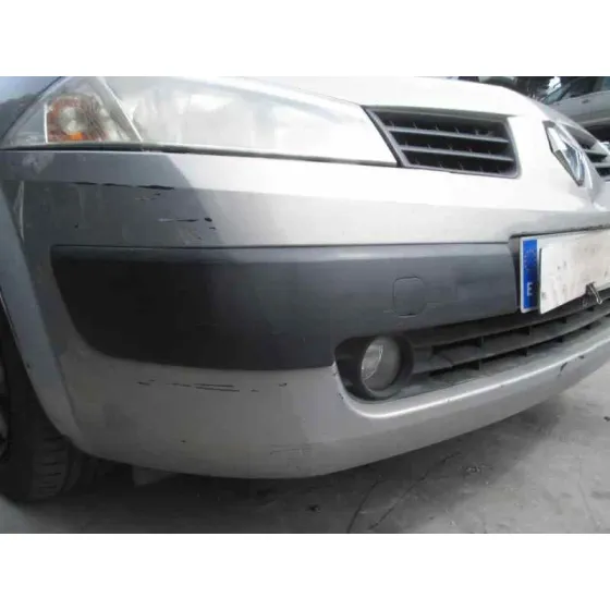 RENAULT MEGANE II BERLINA 5P '2003 CONFORT AUTHENTIQUE GRIS CLARO