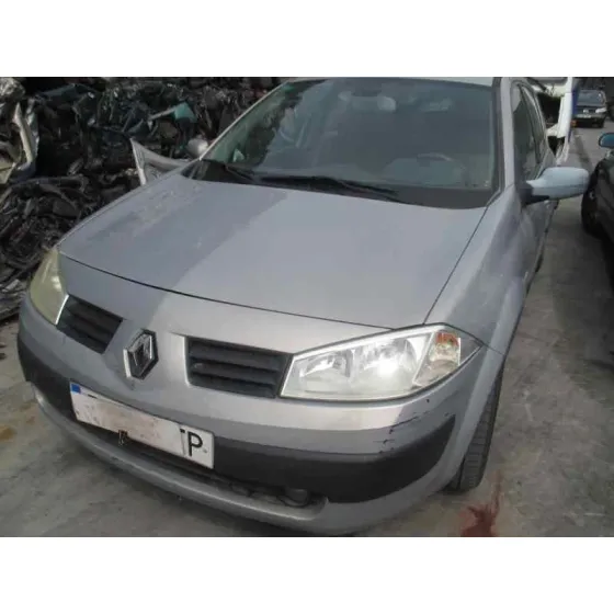RENAULT MEGANE II BERLINA 5P '2003 CONFORT AUTHENTIQUE GRIS CLARO