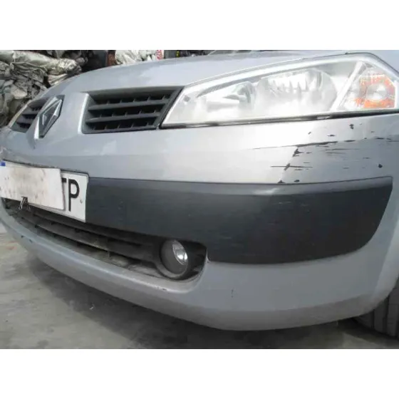 RENAULT MEGANE II BERLINA 5P '2003 CONFORT AUTHENTIQUE GRIS CLARO