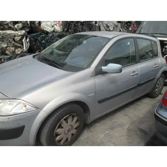 RENAULT MEGANE II BERLINA 5P '2003 CONFORT AUTHENTIQUE GRIS CLARO