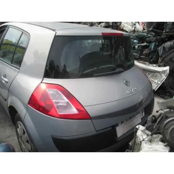RENAULT MEGANE II BERLINA 5P '2003 CONFORT AUTHENTIQUE GRIS CLARO