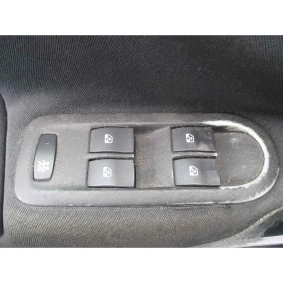 RENAULT MEGANE II BERLINA 5P '2003 CONFORT AUTHENTIQUE GRIS CLARO