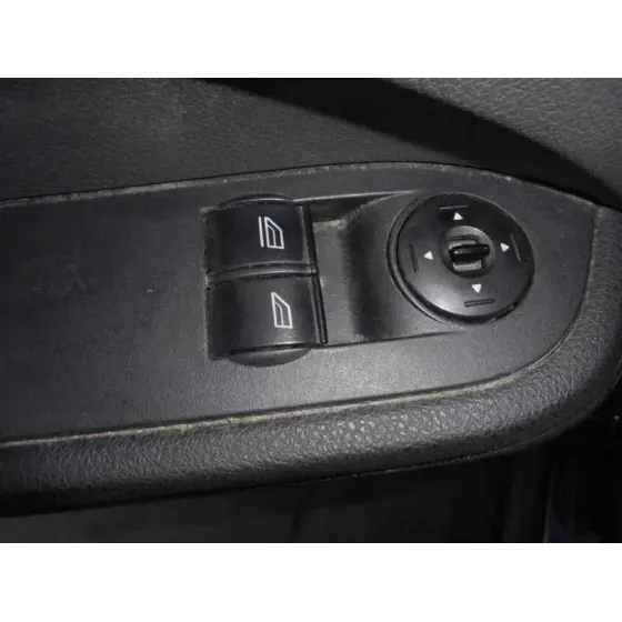FORD FOCUS C-MAX (CAP) '2004 AMBIENTE (D) AZUL