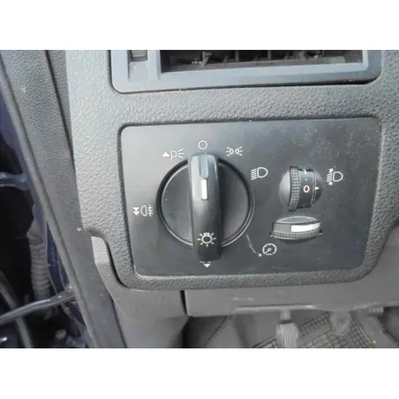 FORD FOCUS C-MAX (CAP) '2004 AMBIENTE (D) AZUL
