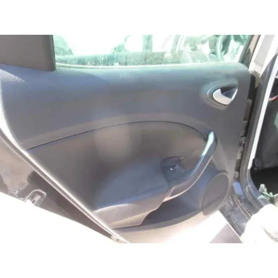 SEAT IBIZA (6J5) '2009 FR TECH NEGRO