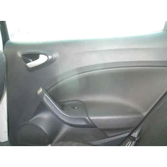 SEAT IBIZA (6J5) '2009 FR TECH NEGRO