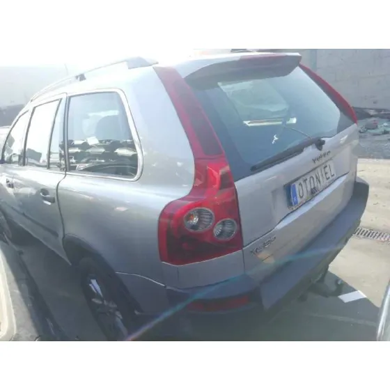 VOLVO XC90 '2005 2.4 DIESEL CAT PLATA