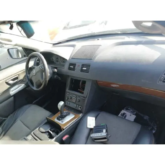 VOLVO XC90 '2005 2.4 DIESEL CAT PLATA