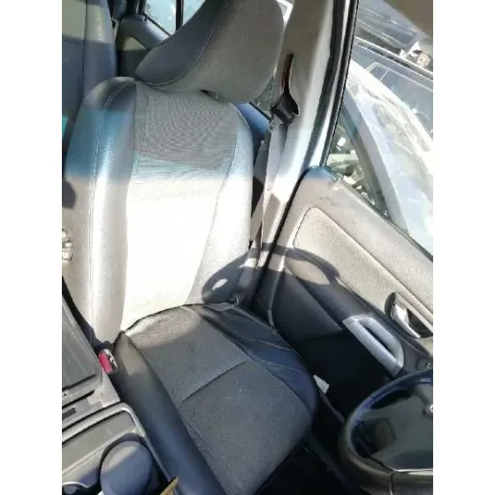 VOLVO XC90 '2005 2.4 DIESEL CAT PLATA