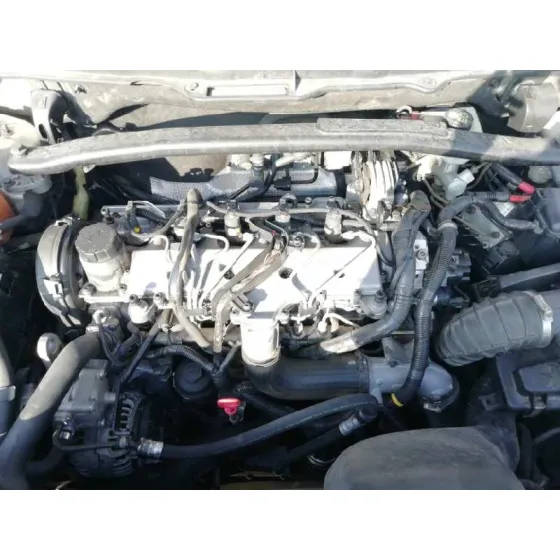VOLVO XC90 '2005 2.4 DIESEL CAT PLATA