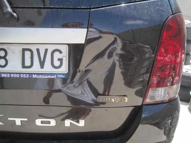 SSANGYONG REXTON '2006 * NEGRO