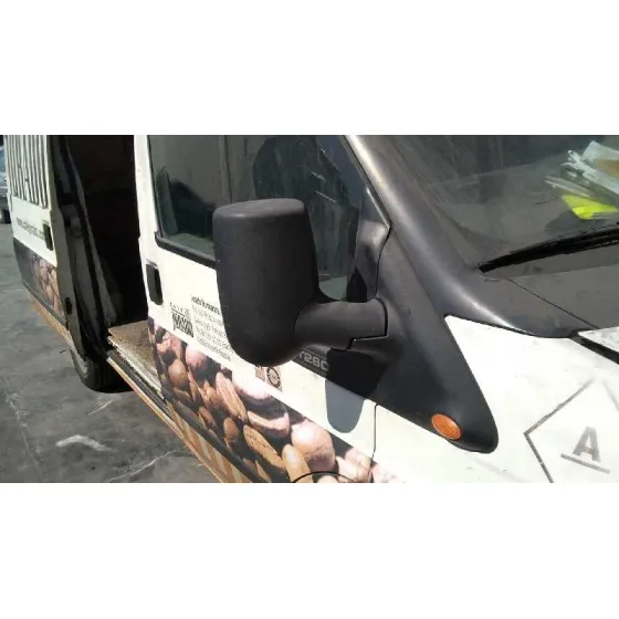 FORD TRANSIT CAJA CERRADA, LARGA (FY) (2000 =>) '2005 FT 300 2.0 BLANCO