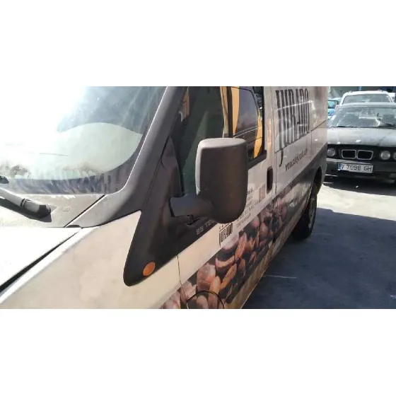 FORD TRANSIT CAJA CERRADA, LARGA (FY) (2000 =>) '2005 FT 300 2.0 BLANCO
