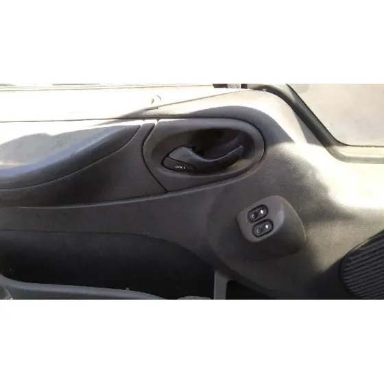 FORD TRANSIT CAJA CERRADA, LARGA (FY) (2000 =>) '2005 FT 300 2.0 BLANCO