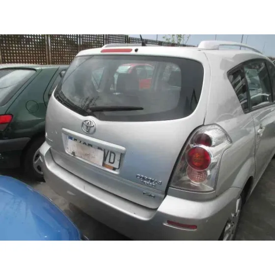 TOYOTA COROLLA VERSO (R1) '2006 2.2 D-4D LUNA PLATA