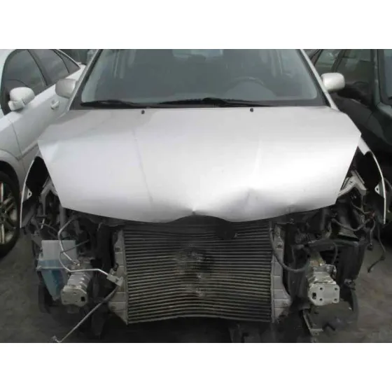 TOYOTA COROLLA VERSO (R1) '2006 2.2 D-4D LUNA PLATA